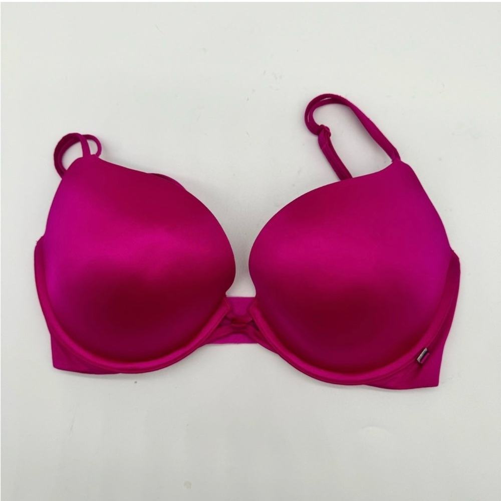 VS Pink Underwire Bra